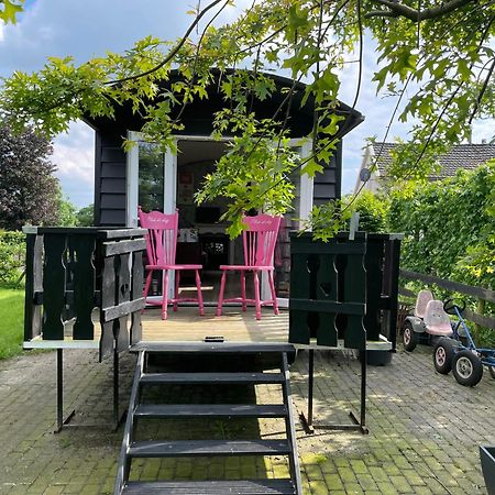 Bed and Breakfast Pipowagen Mamaloe Kesteren Exterior foto